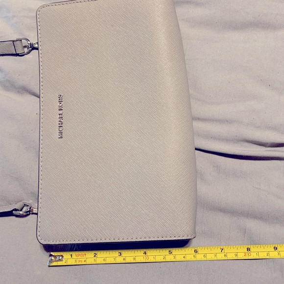 Michael Kors Clutch/Cross Body - Picture 5 of 5